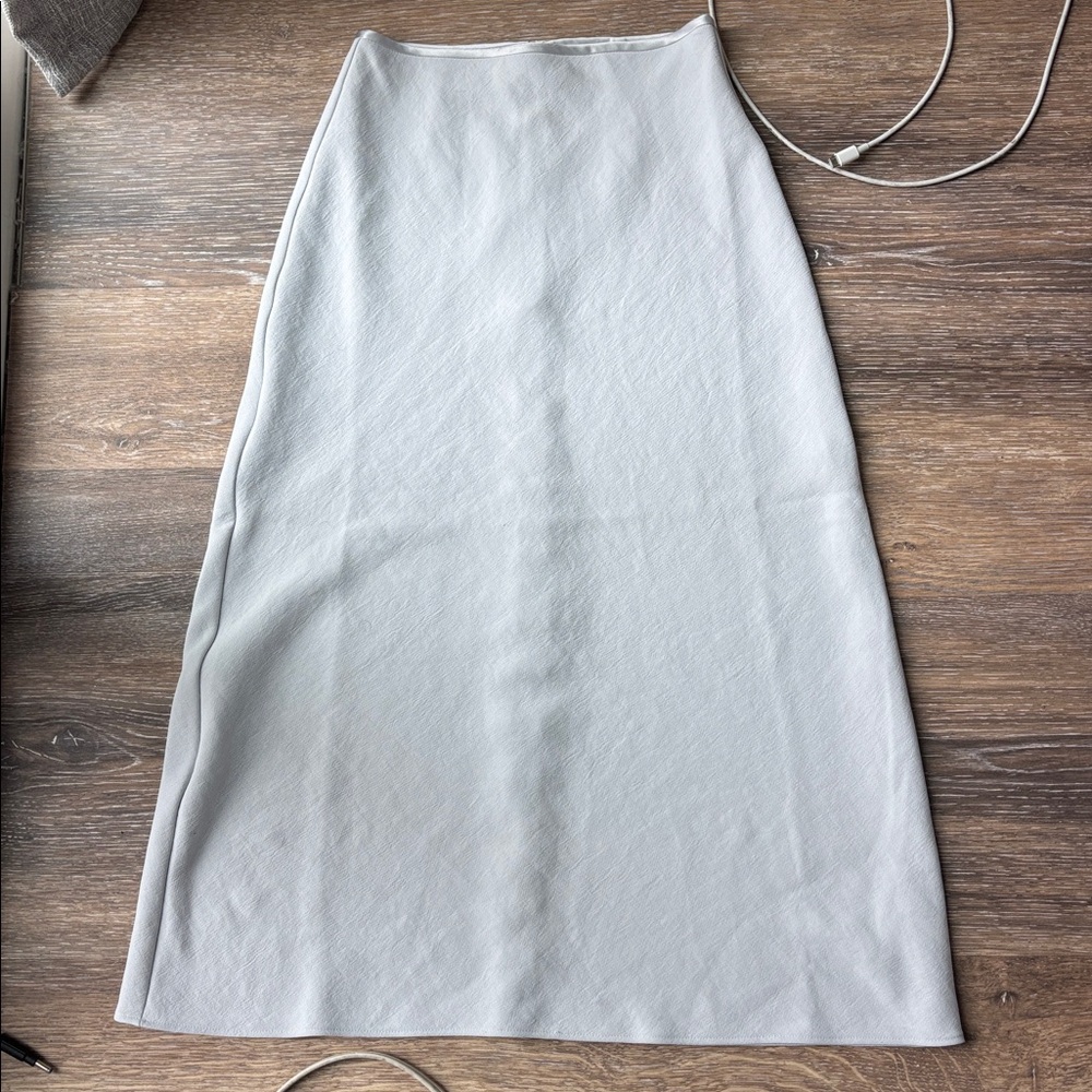 Aritzia Light Gray A-Line Skirt